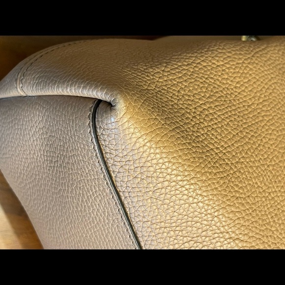 Authentic Gucci Soho Beige Leather Chain Shoulder Bag - Picture 7 of 12